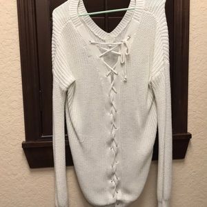 V neck lace up back sweater